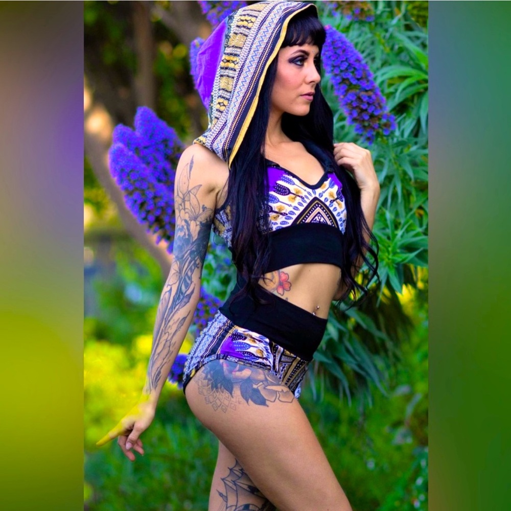 Noralina Freedom- festival wear